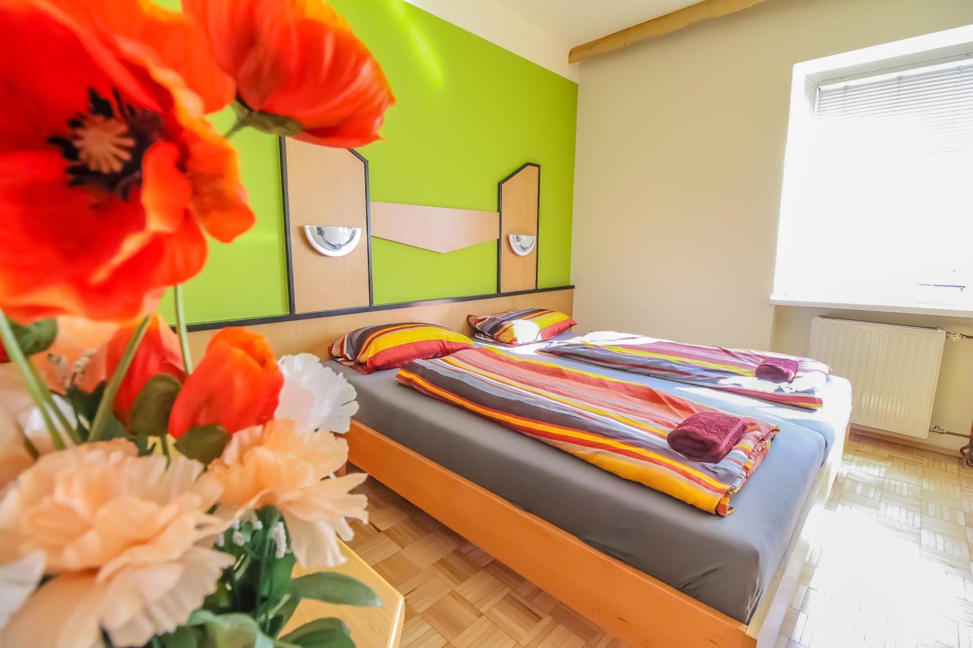 Cozy - U3 Hutteldorferstrasse * Wien