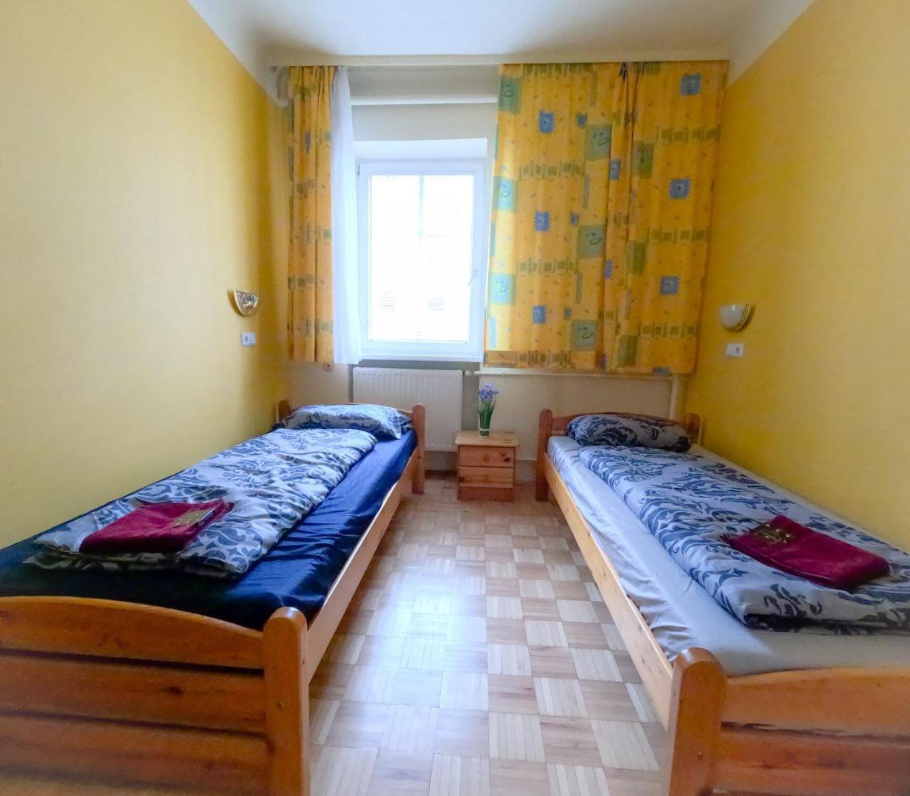 Privatunterkunft Cozy - U3 Hutteldorferstrasse *