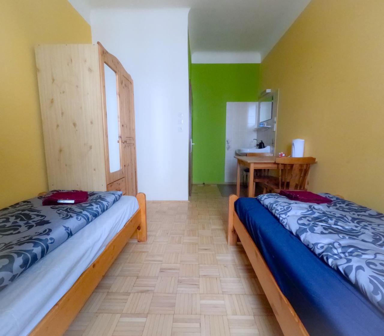 Privatunterkunft Cozy - U3 Hutteldorferstrasse *