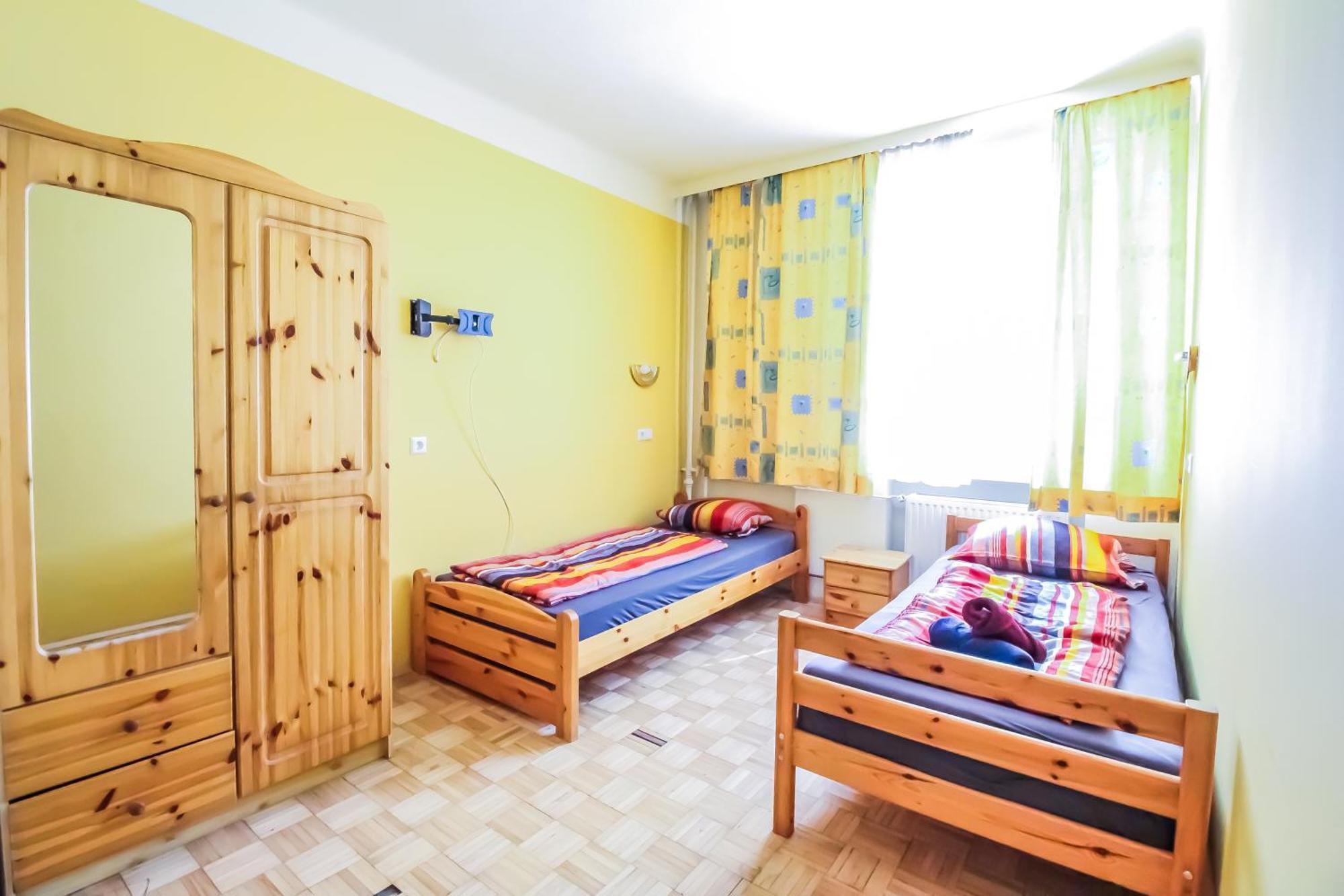 Cozy - U3 Hutteldorferstrasse * Wien