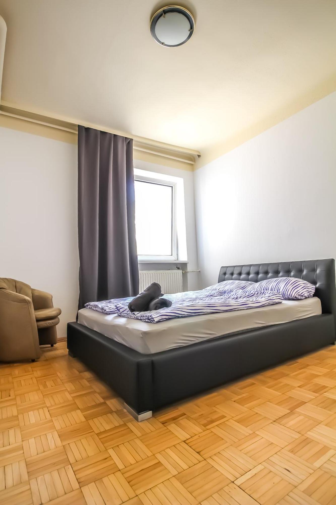 Cozy - U3 Hutteldorferstrasse Privatunterkunft *