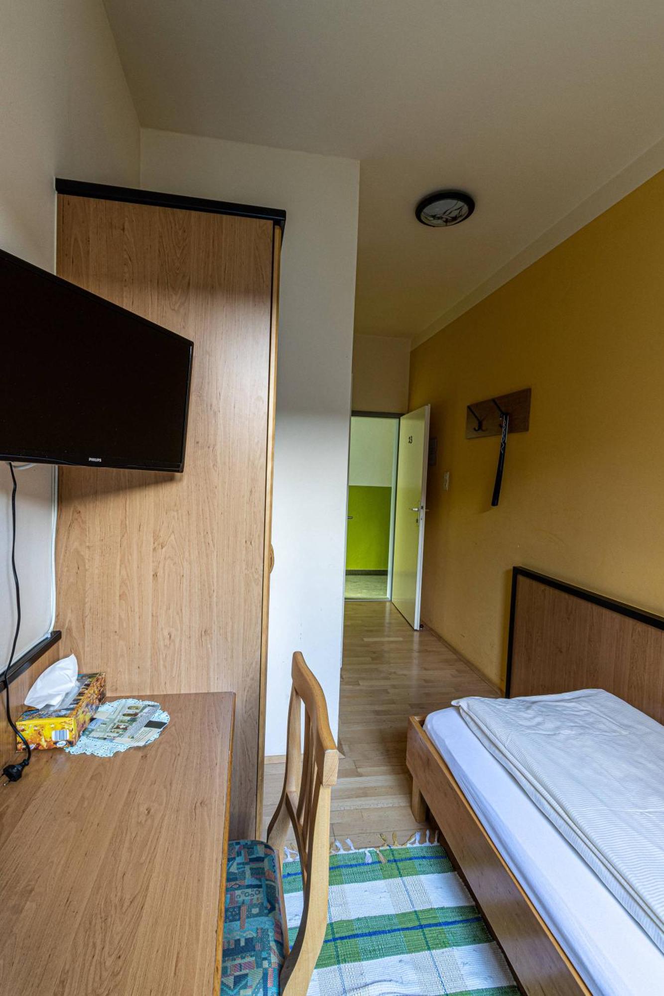Cozy - U3 Hutteldorferstrasse Privatunterkunft Wien