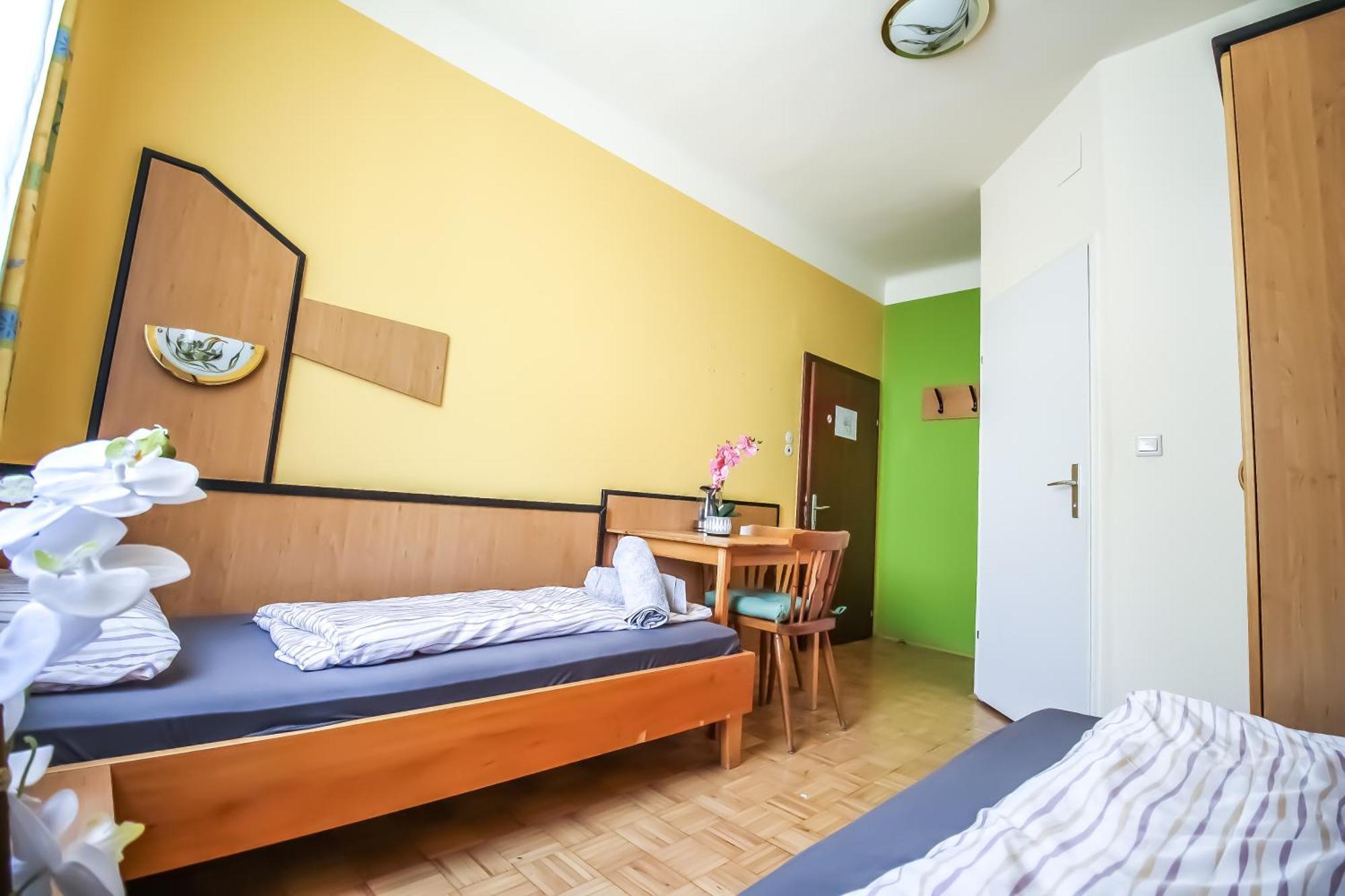Cozy - U3 Hutteldorferstrasse Privatunterkunft Wien
