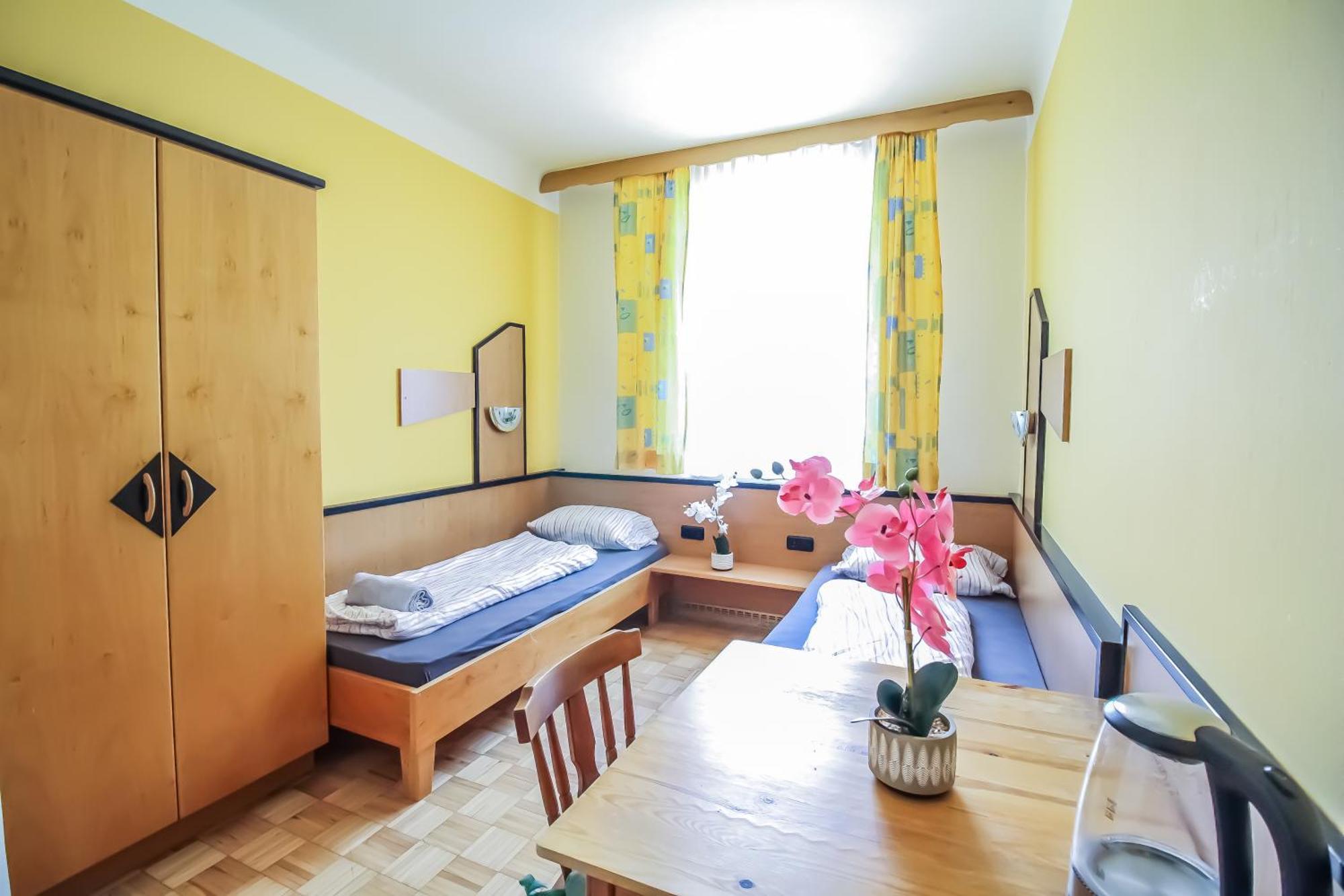 Cozy - U3 Hutteldorferstrasse Privatunterkunft
